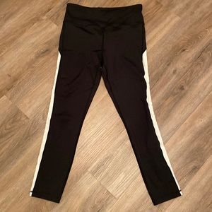 Zyia leggings